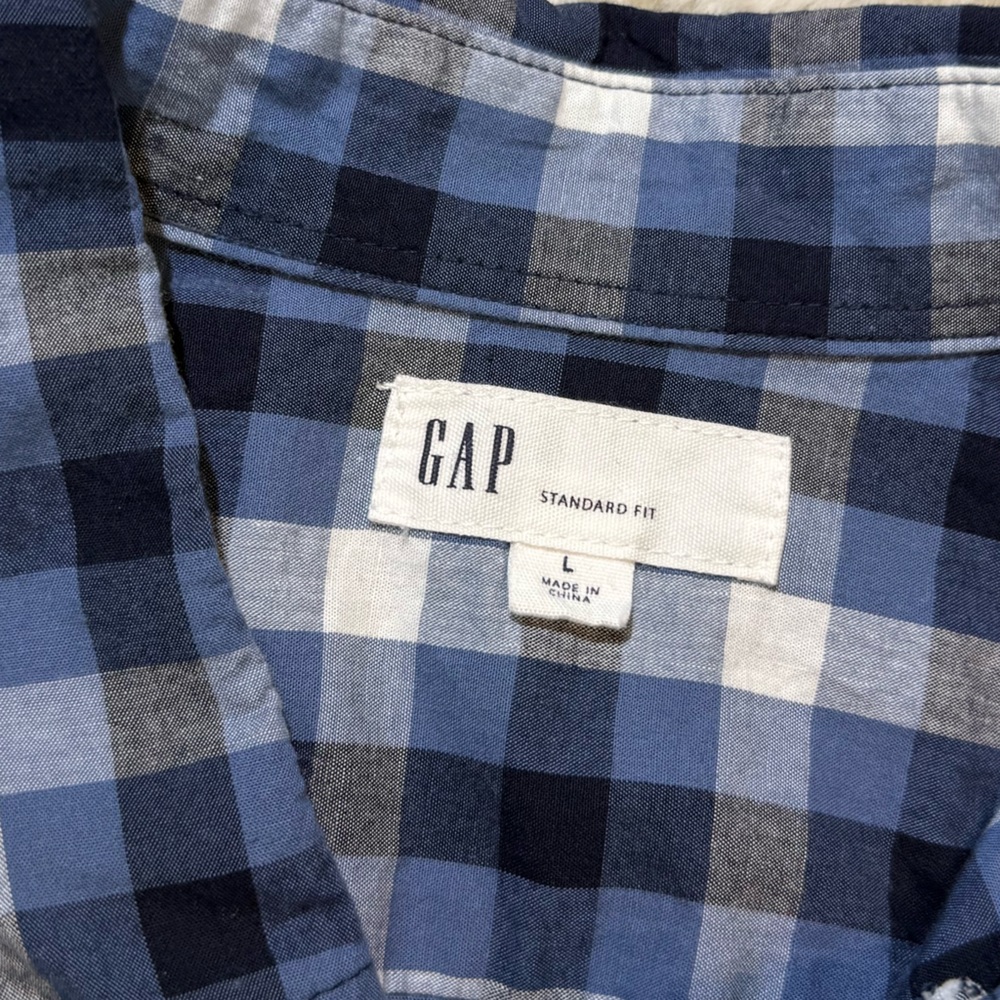 GAP Standard Fit size large blue & white plaid button down shirt - Picture 3 of 6